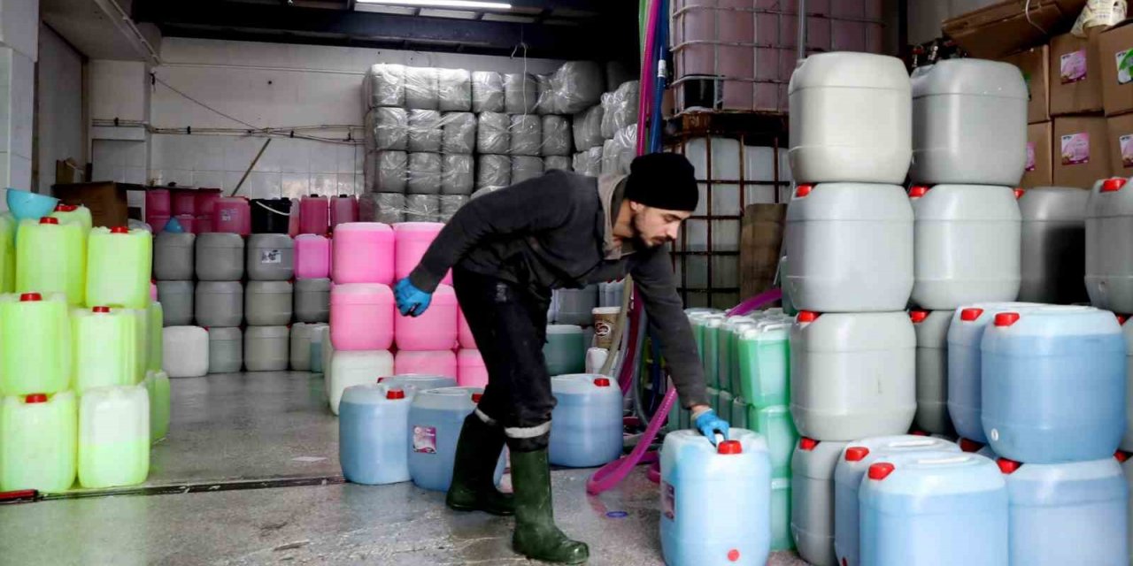 Hijyen ve temizlik malzemeleri deprem bölgelerine sevk ediliyor