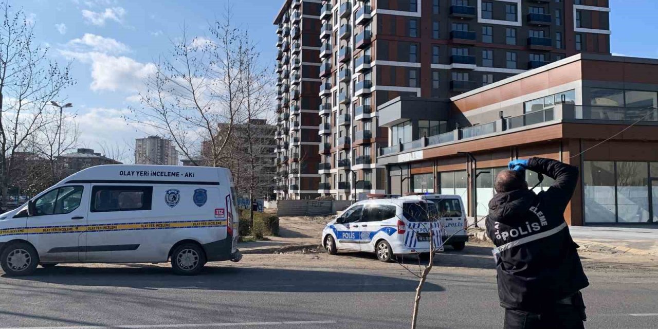 14 katlı rezidansın çatısından düşen işçi hayatını kaybetti