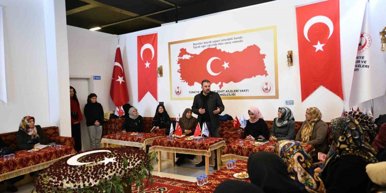 Pursaklar Belediye Başkanı Ertuğrul Çetin’den depremzedelere dua