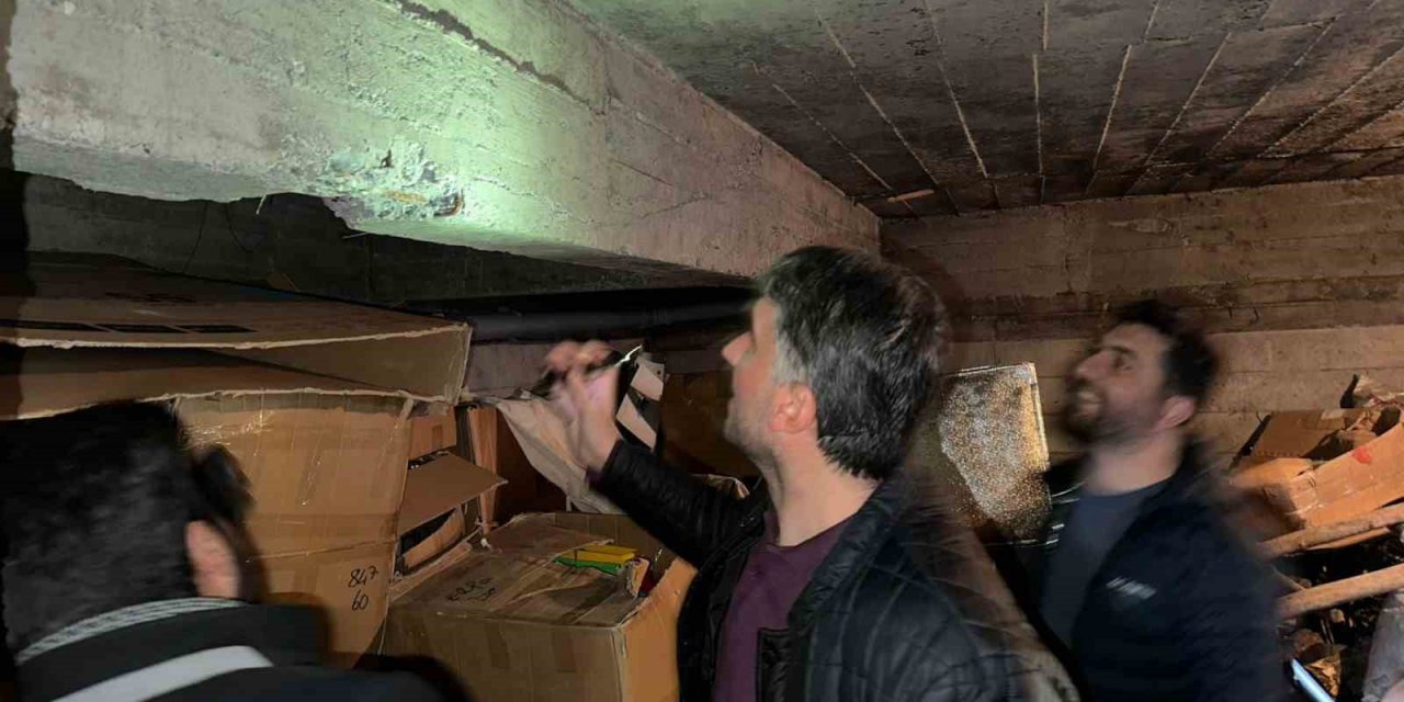 Karakoçan ilçesinde hasarlı binaların kontrolü sürüyor