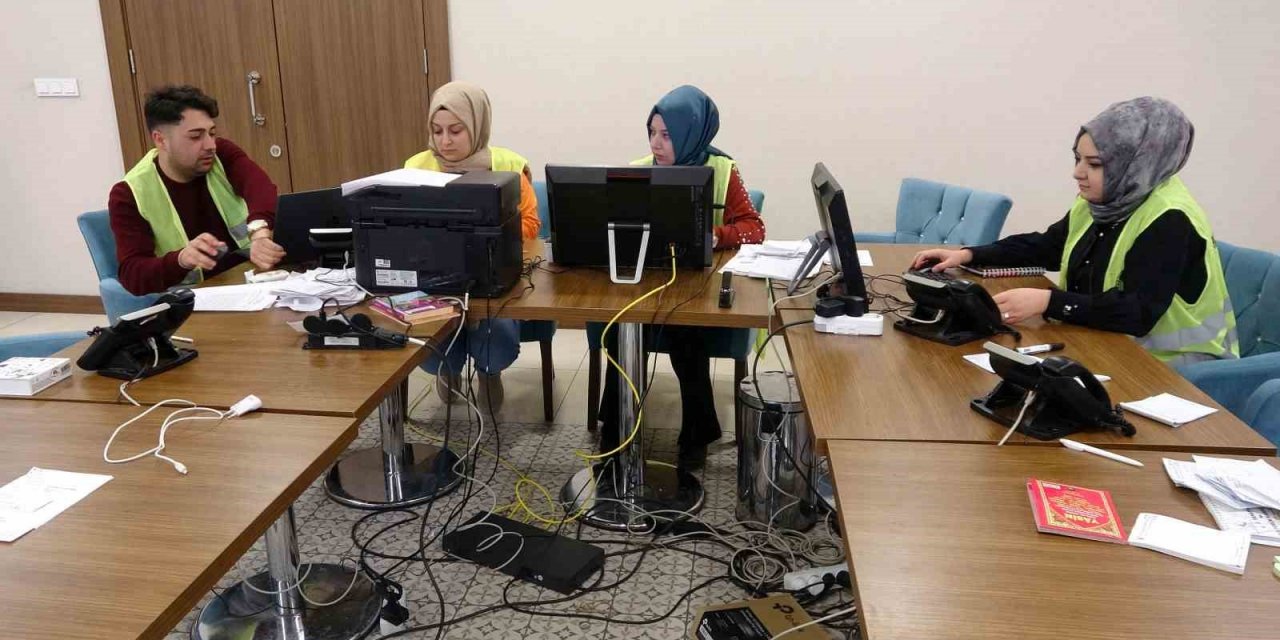 Yozgat Belediyesi Deprem Koordinasyon Merkezi’ne 6 binden fazla çağrı geldi