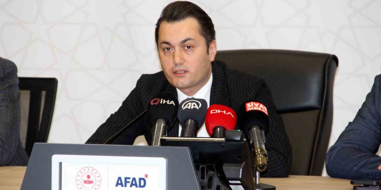 Sivas Vali Vekili Öztürk: “Sivas’ta 4 bin 189 depremzede taburcu edildi, 10 vatandaşımız hayatını kaybetti”