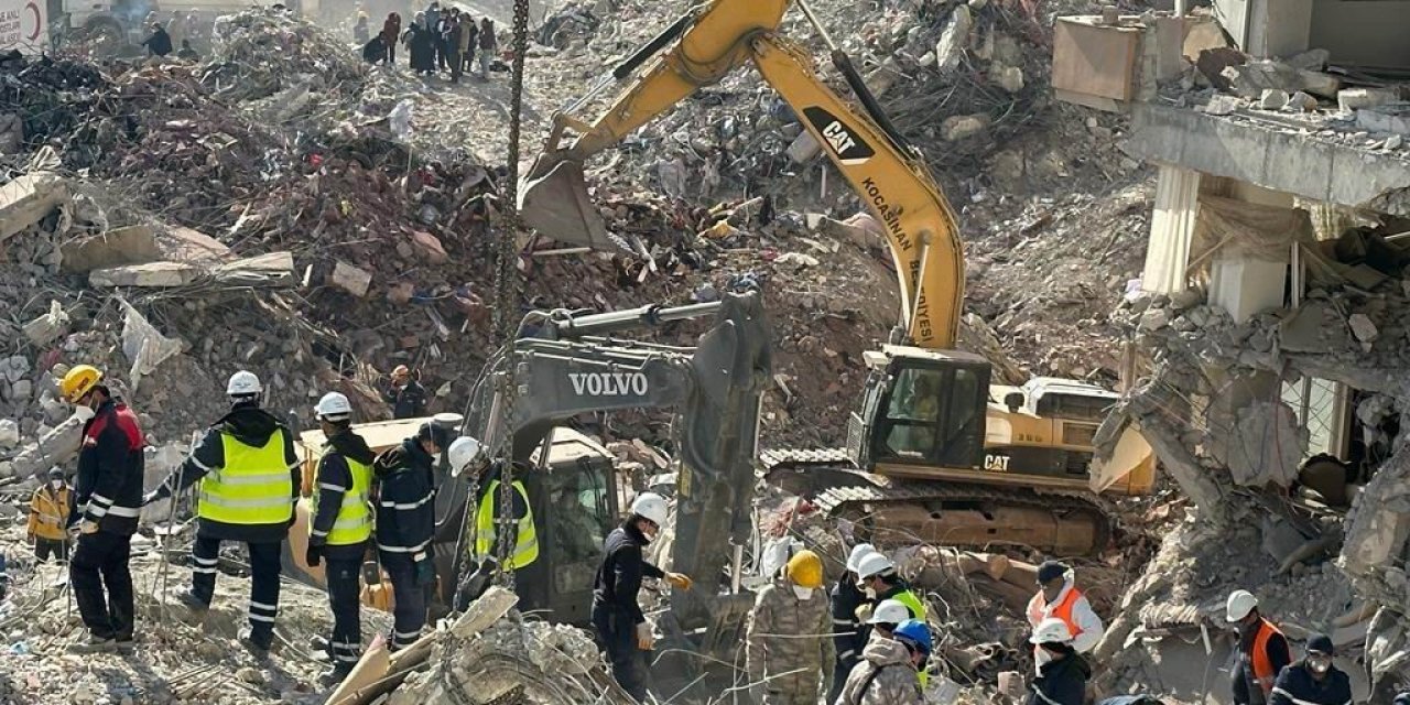 Kocasinan Belediyesi, depremzedeler için 7/24 çalışıyor