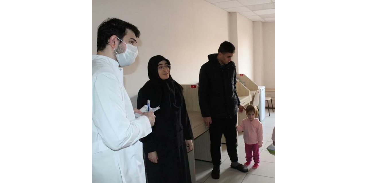 Depremzedelerin sağlık taraması yapıldı