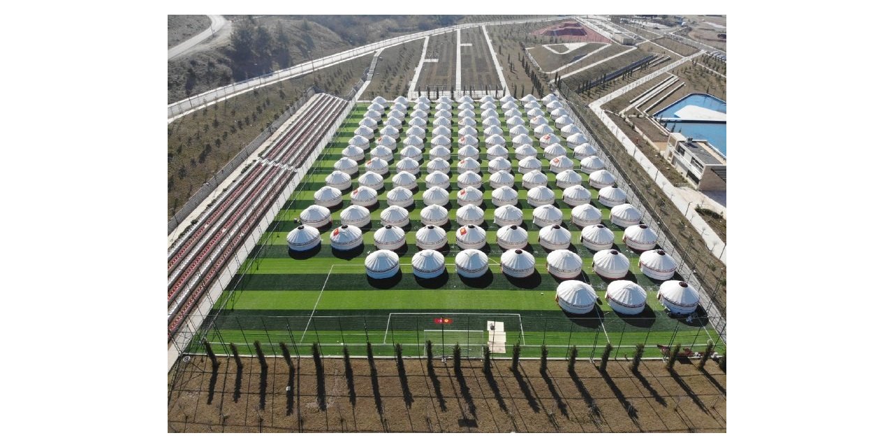 Yurt çadırlarla kurulan otağ, depremzedelerin ‘yurdu’ oldu