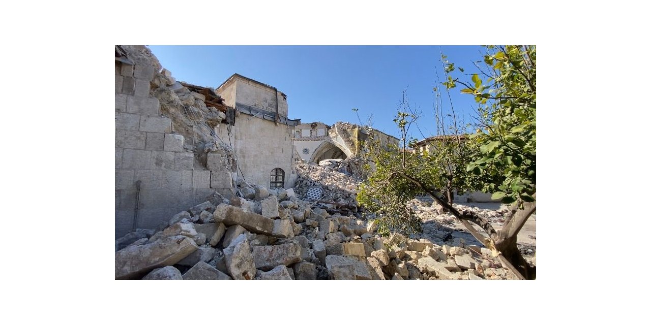 1400 yıllık camide ilk kez cuma namazı kılınamadı