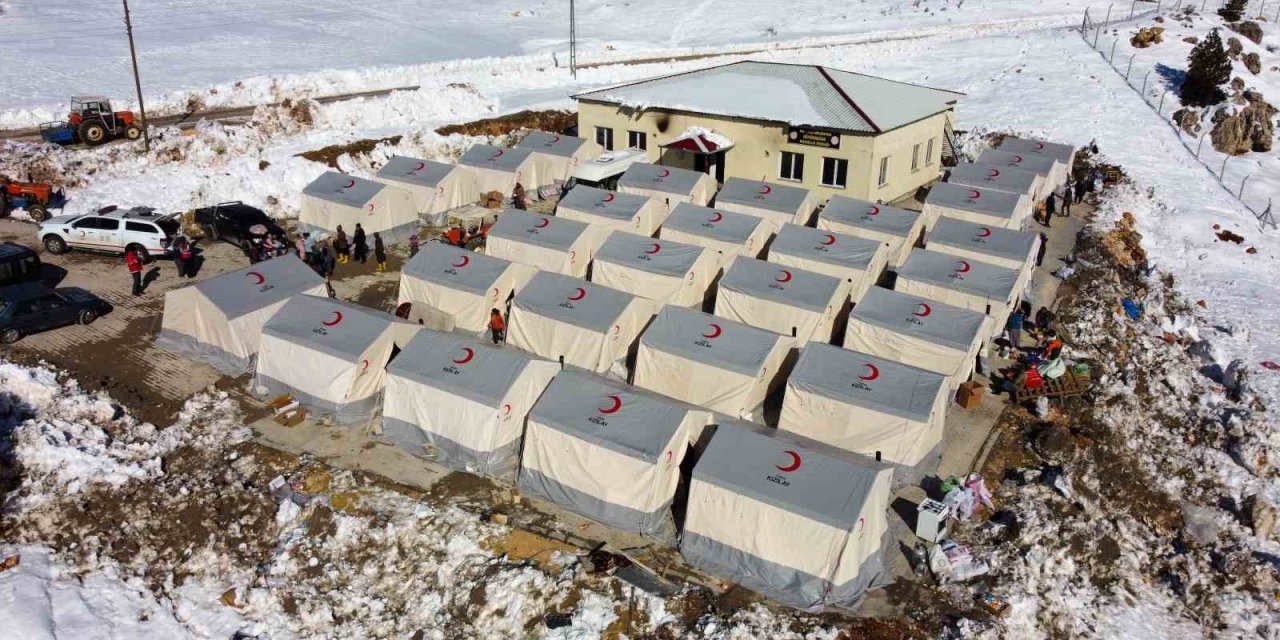 Kızılay’dan köylere gıda desteği