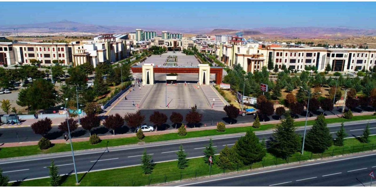 NEVÜ’de 2 profesör ataması yapıldı