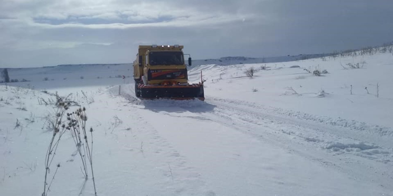 Bünyan’da karla mücadele devam ediyor