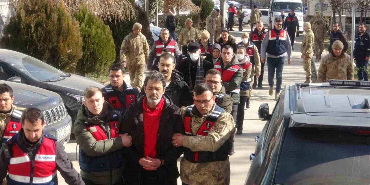 65 kişinin hayatını kaybettiği İsias Otel davasında 3 şahıs tutuklandı