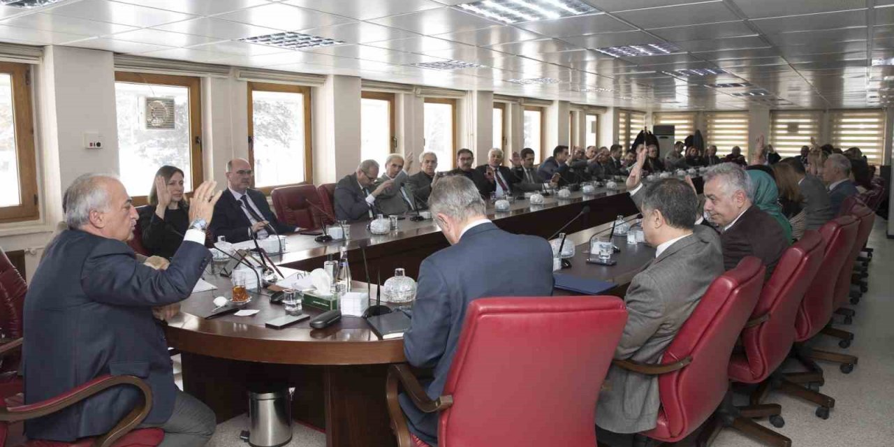 Atatürk Üniversitesi 2022-2023 bahar yarıyılı eğitim planlaması açıklandı