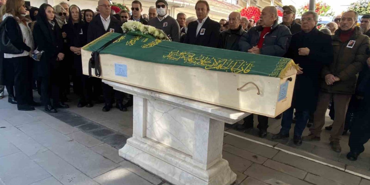 Güngör Mengi son yolculuğuna uğurlandı