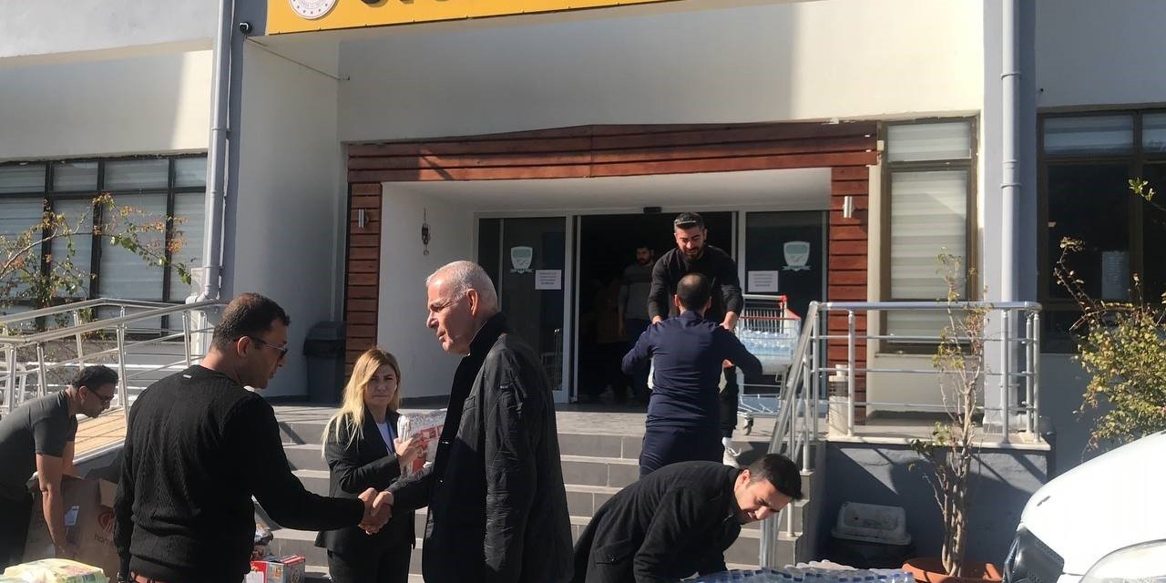 Marmaris’te yardım seferberliği devam ediyor