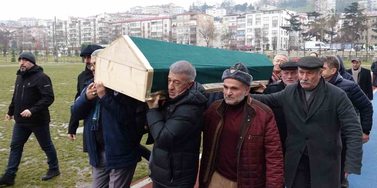 Ahmet Suat Özyazıcı için tören düzenlendi