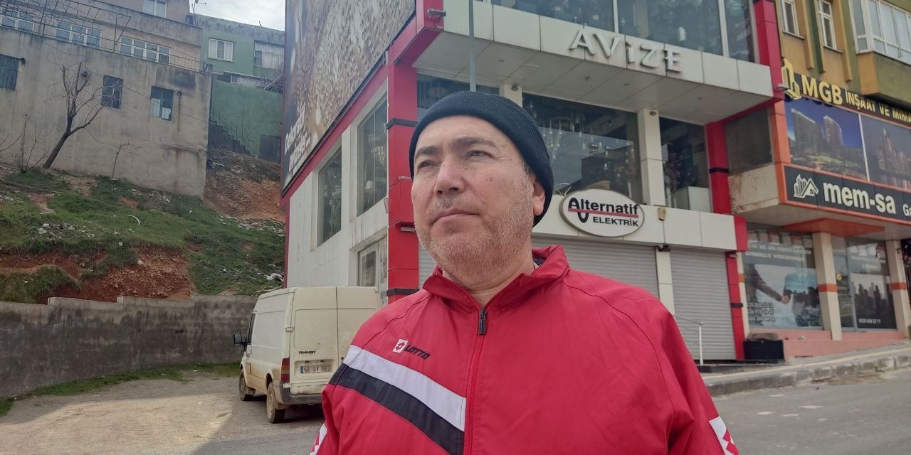 Kahramanmaraş’ta 4 katlı avize dükkanının sahibi İHA’ya konuştu