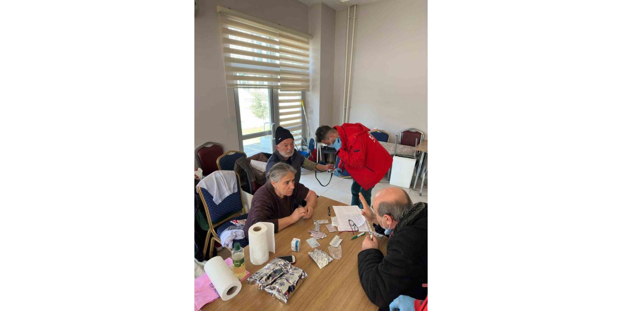 UMKE’den deprem bölgesine sağlık taraması