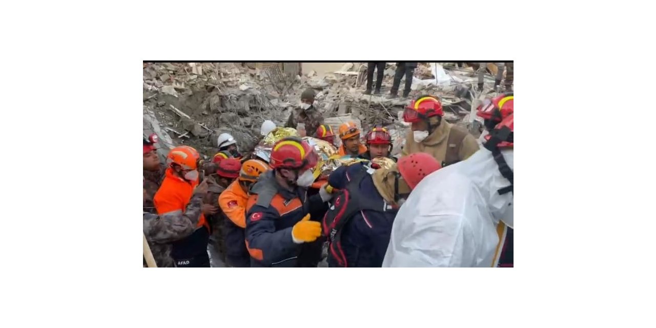 AFAD Afyonkarahisar ekibi afet bölgesinde çalışmalarını sürdürüyor