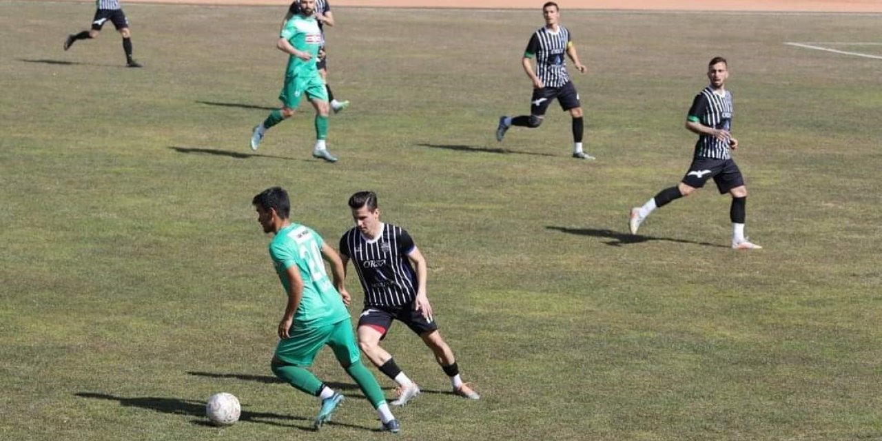 Ermaş Muğlaspor ve Marmaris Gençlikspor depremzedeler için sahaya çıktı