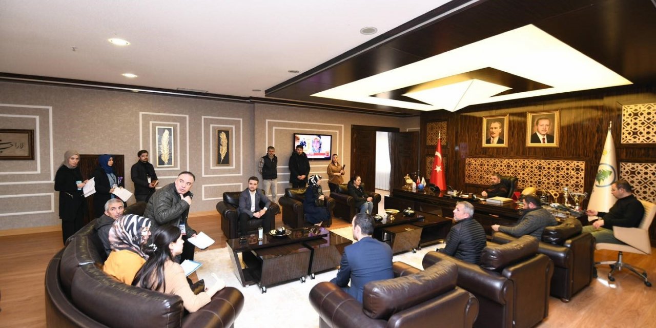 Pursaklar’dan depremzedelere yardım eli