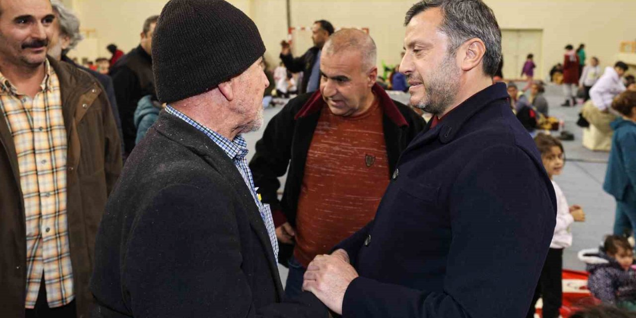 Yüreğir Belediyesi, depremin ardından tüm imkanlarını seferber etti