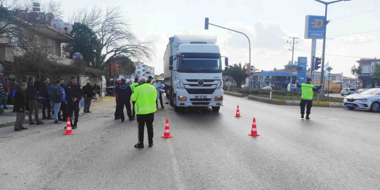 Balıkesir’de trafik kazası; 1 ölü