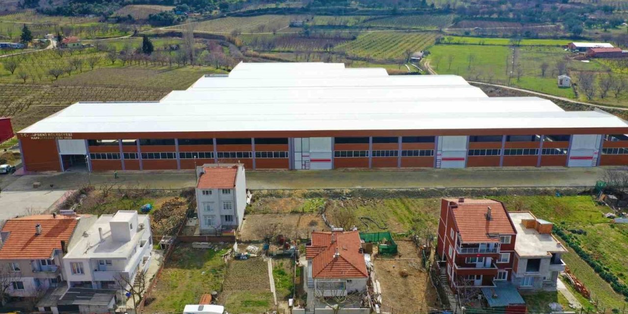 Lapseki’de halk pazarı 25 Şubat’ta kapalı pazar yerinde kurulacak