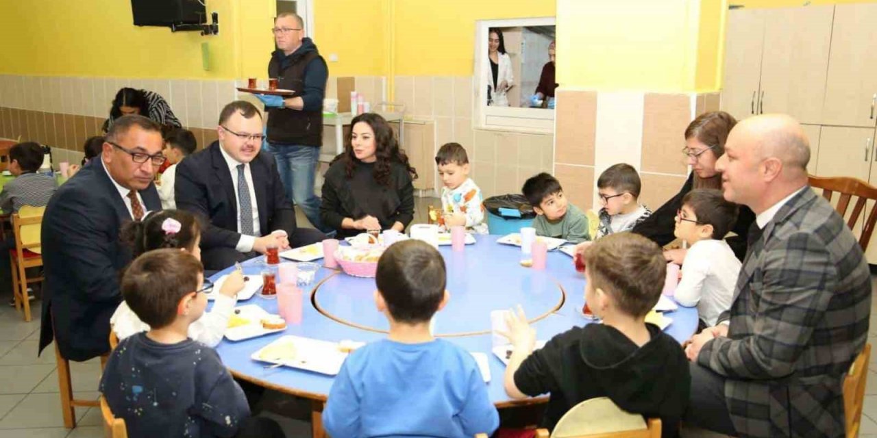 Tunceli’de okullarda ücretsiz yemek hizmeti başladı