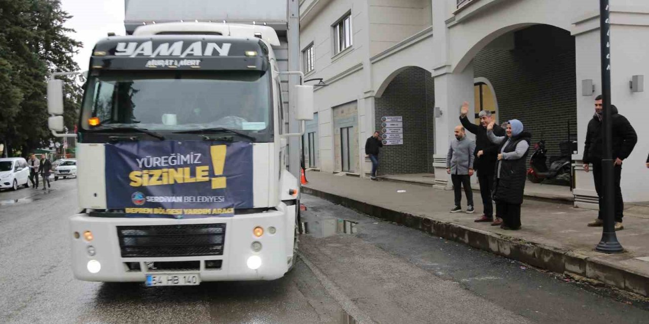 Serdivan’dan deprem bölgesine 23’üncü yardım tırı