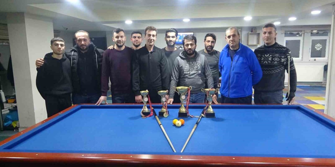 Muş’ta depremzedeler yararına bilardo turnuvası düzenlendi