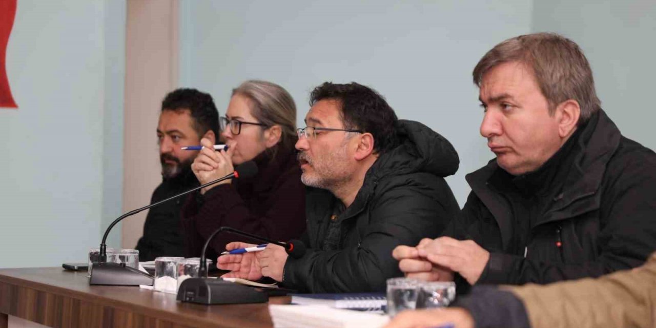 İkinci depremin merkezinde günlük 20 enkaz kaldırılacak