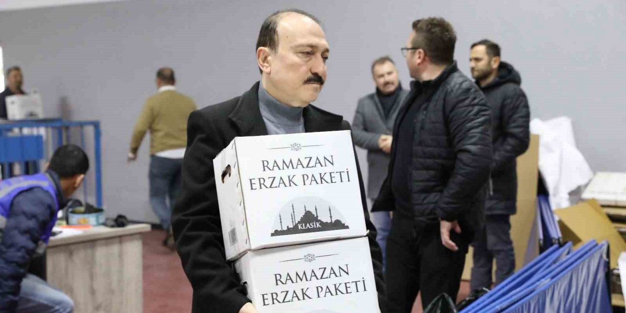 Yalova’nın yerel sanatçılarından yardım kampanyasına destek