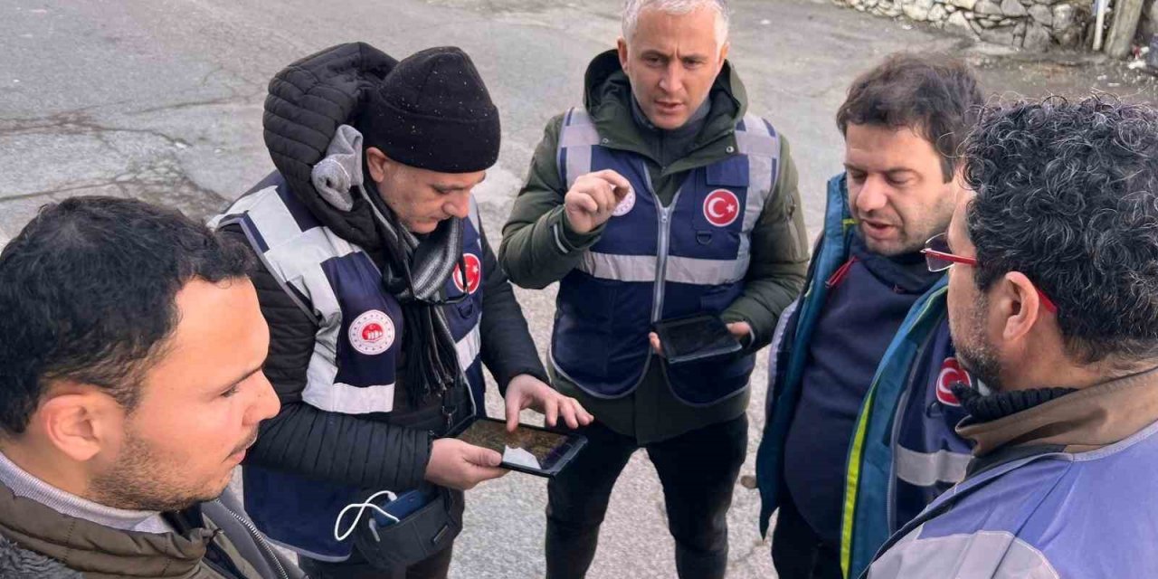 Marmaris teknik ekibi deprem bölgesinde