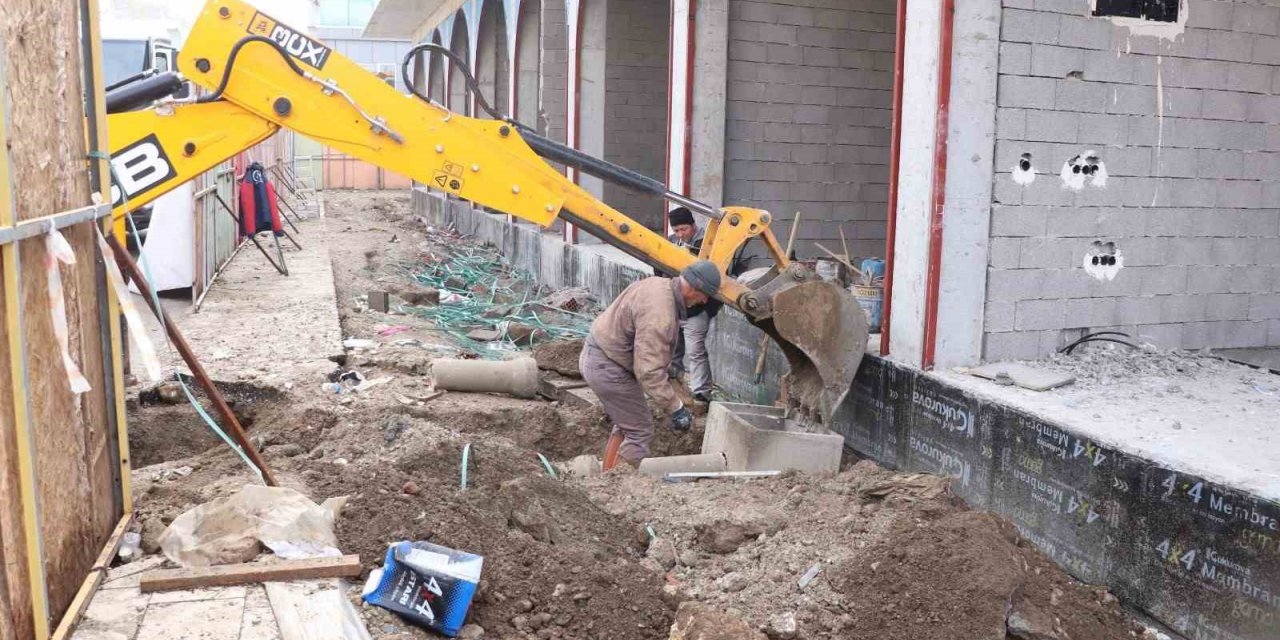 Düzce, yeni kent meydanına kavuşuyor