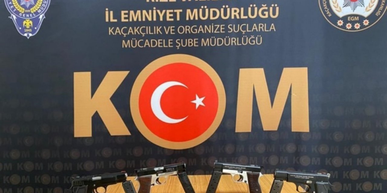 Rize’de aracında el yapımı tabancalar yakalanan şahıs tutuklandı