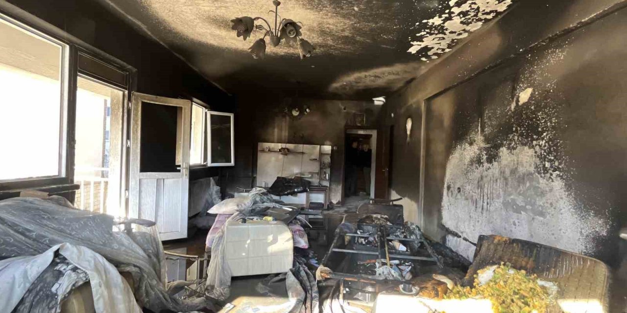 Eskişehir’de ev yangını, 1 ölü