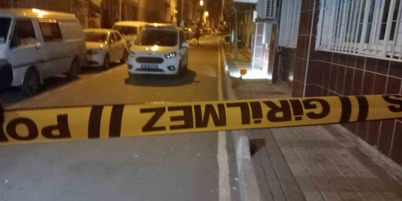 Bağcılar’da silahlı kavga: 2 yaralı