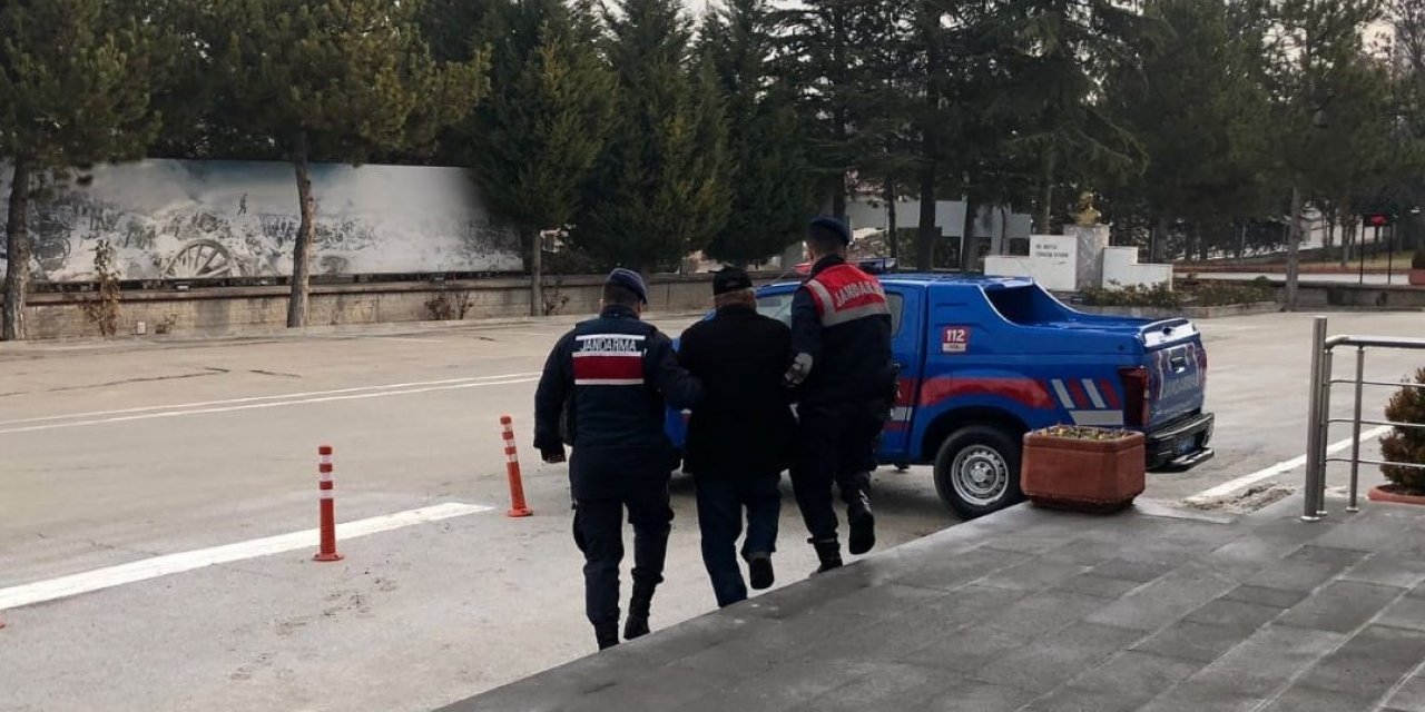 Mezarlıktan musluk çalan şüpheli yakalandı