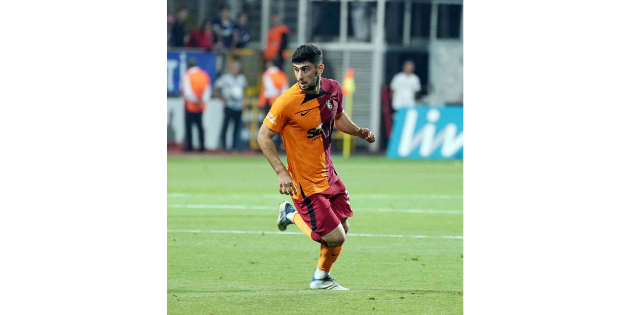 Galatasaray: "Rapid Wien’in kulübümüzden vadesi geçmiş herhangi bir alacağı bulunmamaktadır"