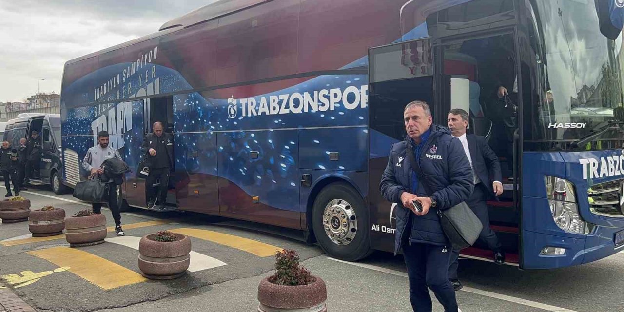 Trabzonspor, tur için İsviçre’ye uçtu