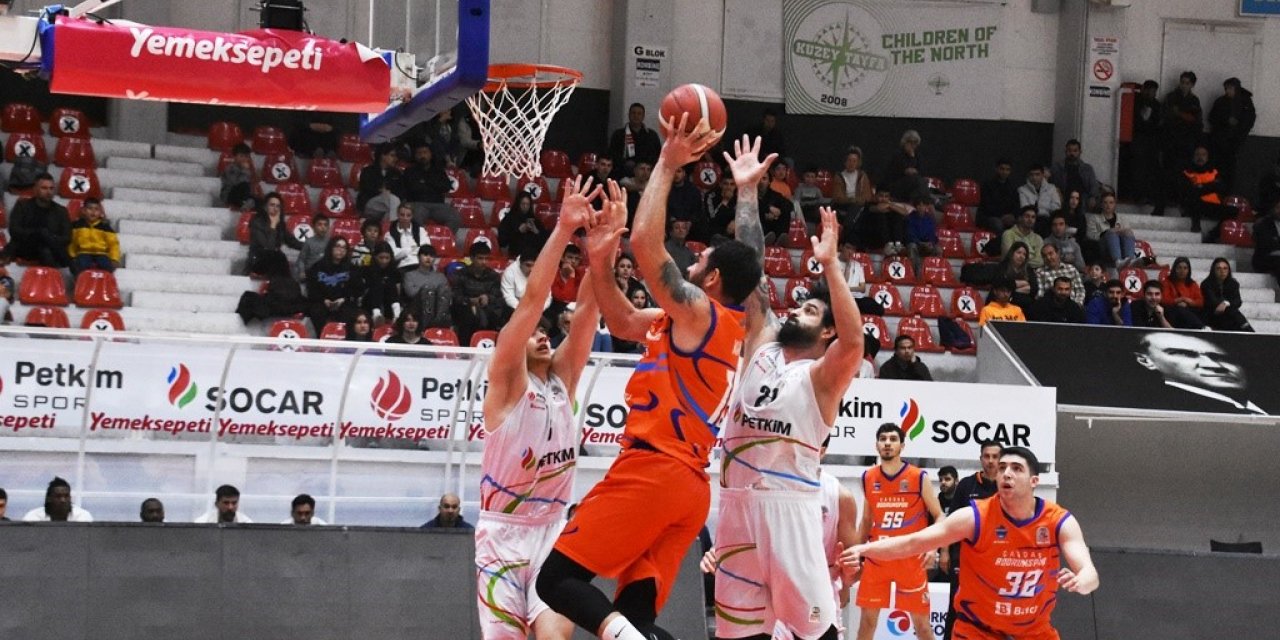 Hazırlık maçı: Aliağa Petkimspor: 84 - Çağdaş Bodrum Spor: 85