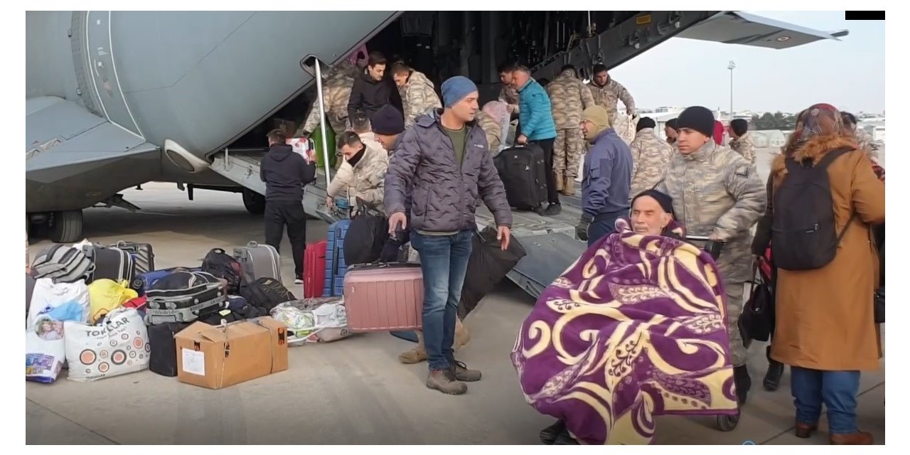 “Yaşanılan acıyı depremzedelere ‘acıma’ olarak yansıtmamalıyız”