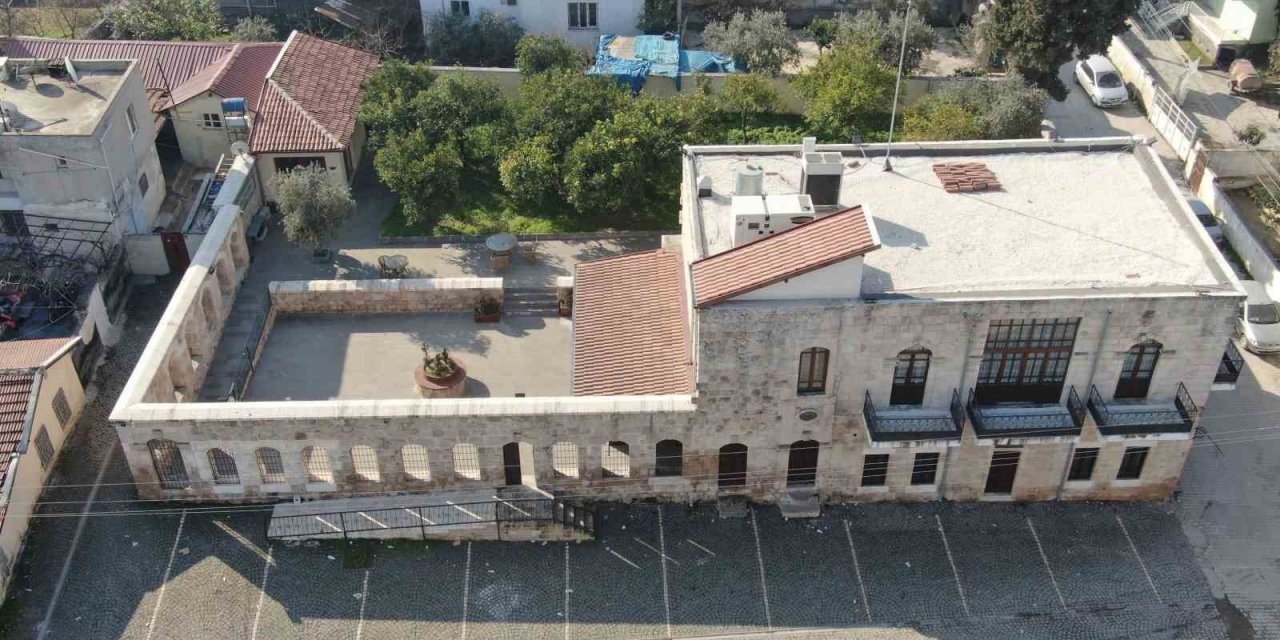 Cemil Meriç’in doğup büyüdüğü ev, depreme dayanarak ayakta kaldı