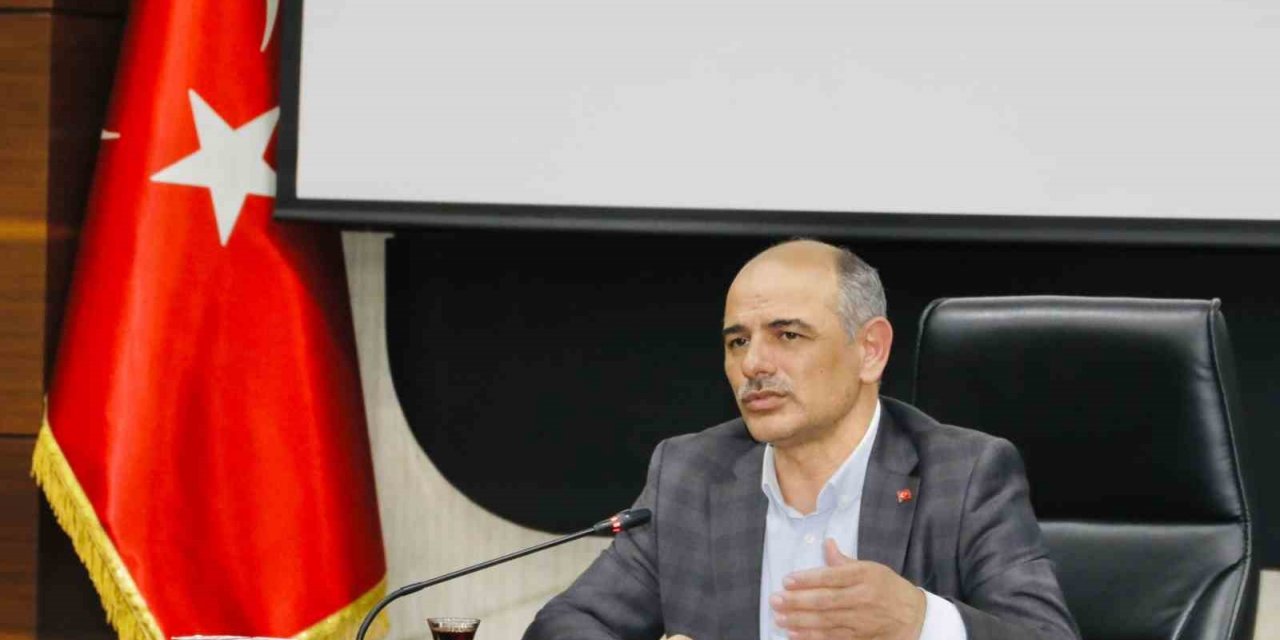 Başkan Söğüt: "Kamudaki riskli binaları boşaltacağız"