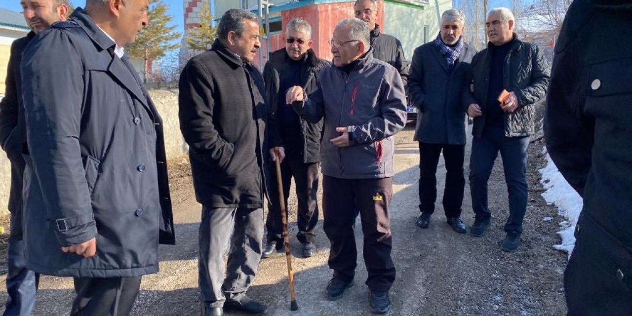 Başkan Büyükkılıç, Sarız’da incelemelerde bulundu