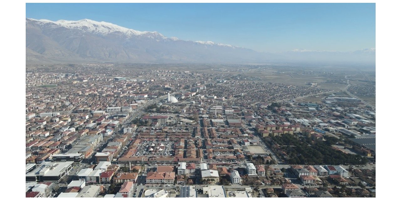 Nüfus yoğunluğu en az olan 3’ncü il Erzincan