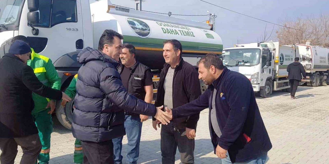 Başkan Dündar, deprem bölgesinde