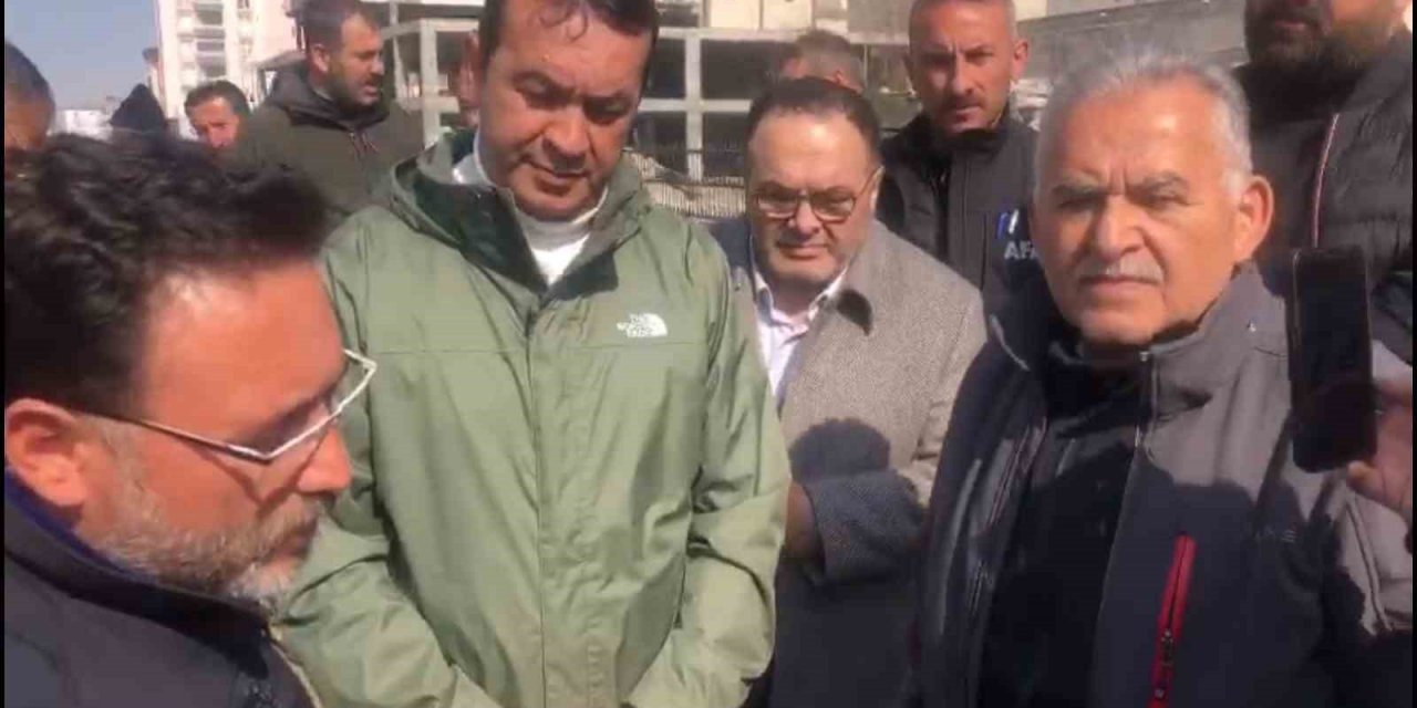 Kayseri Büyükşehir’den Elbistan’a konteyner çarşı