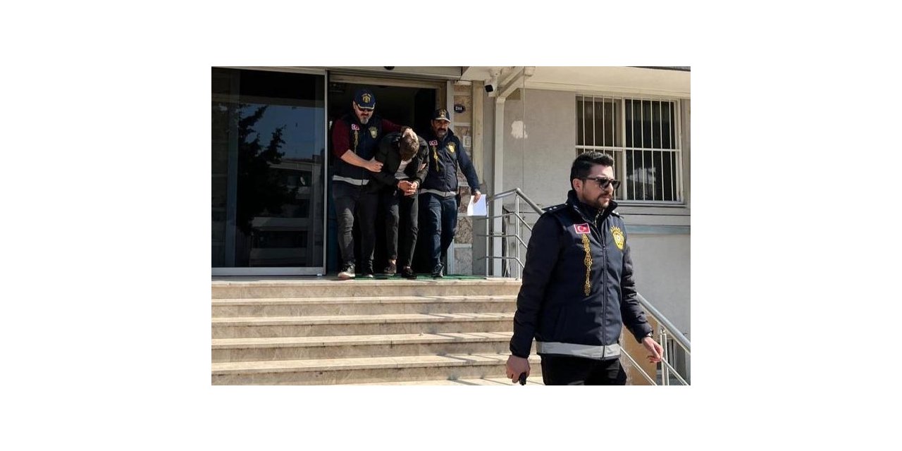 Polis görünümlü dolandırıcı suçüstü yakalandı