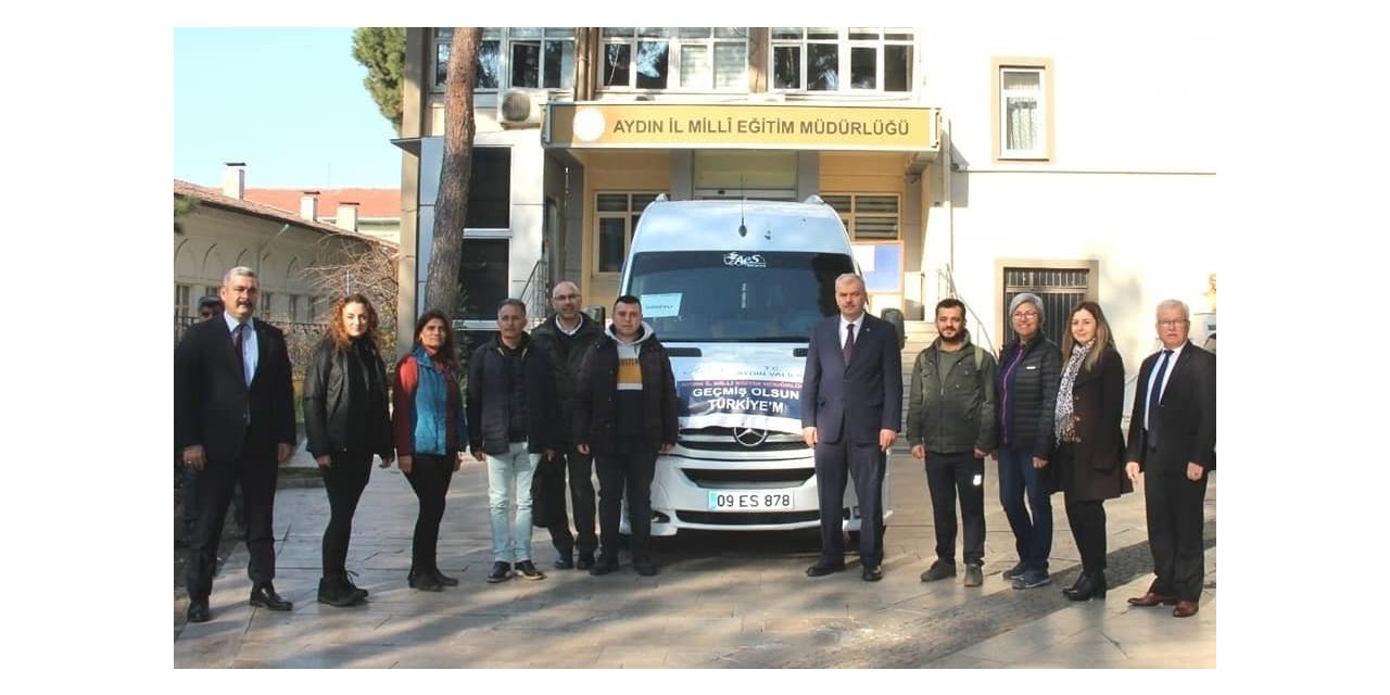 Gönüllü psikolojik danışmanlar deprem bölgesine gitti