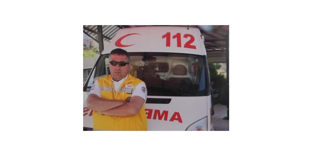 Ambulans şoförü babasını, başına ateş ederek öldürdü